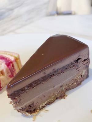 五感で味わうピエール・エルメ・パリのノエルコレクション【2019年クリスマスケーキ】