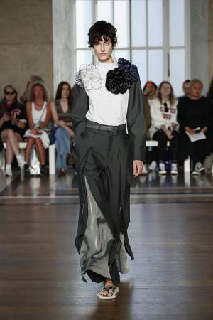 【ルック】トーガ2020春夏コレクション