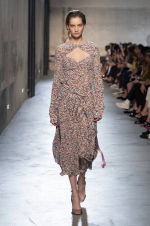 【ルック】ヌメロ ヴェントゥーノ2020春夏コレクション