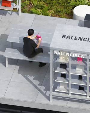 エンダースキーマ×ドクターマーチンのコラボ発売、「コレド室町テラス」オープン、誠品生活が初上陸etc...週末何する? 【気になるTopics】