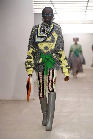 シモーネ ロシャの成功例に続くロンドン若手デザイナーは?【2020春夏ロンドンウィメンズ総括：後編】