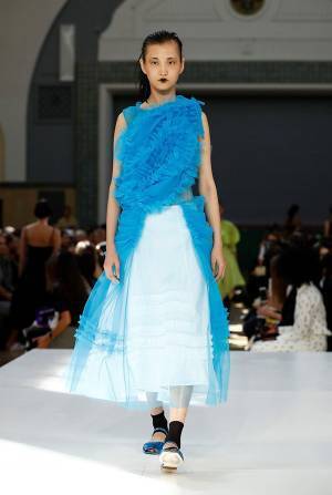 シモーネ ロシャの成功例に続くロンドン若手デザイナーは?【2020春夏ロンドンウィメンズ総括：後編】