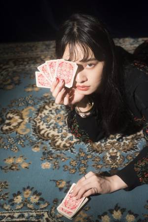 アディクションのホリデーコレクションで、旬のホリデーフレンチネイルに【レディのネイル vol.3】