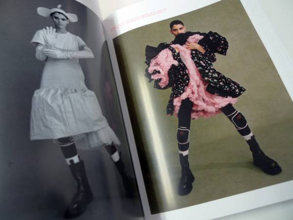 宇宙をテーマにした『Purple』最新号。トム・サックス、オラファー・エリアソンらが参加【ShelfオススメBOOK】