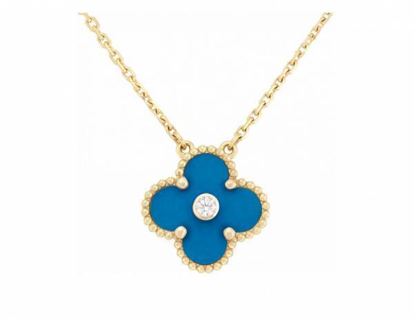 ヴァン クリーフ＆アーペルのホリデー限定ペンダント、今年はフランス名門セーヴル焼