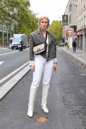 手持ちのテーラードジャケットでOK! 最旬スタイルにアップデートするスタイリング術【パリスナップ】