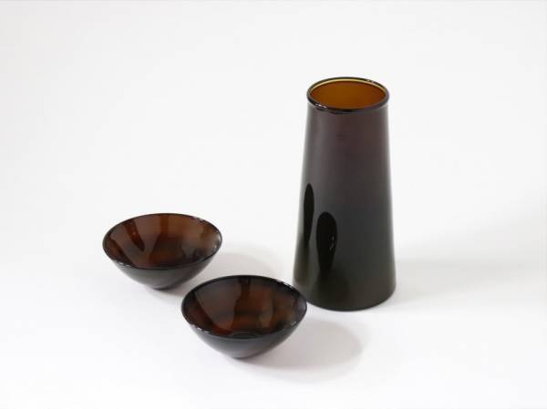 マーガレット・ハウエル神南店が20周年、記念の展示やフレスコとコラボした限定プロダクトを発売