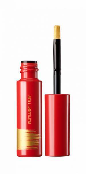 シュウ ウエムラ、人気の「ルージュ アンリミテッド」に炎のような赤の限定コレクションが登場