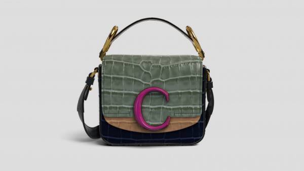 クロエの新宿伊勢丹ポップアップブティックで「CHLOÉ C」をカスタム!