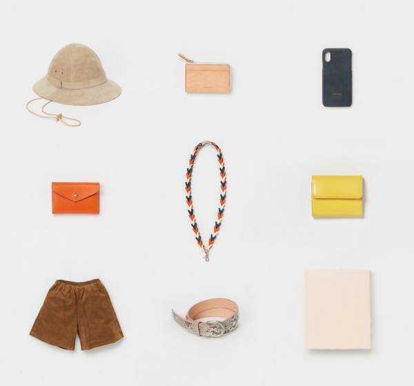 エンダースキーマの2020年春夏、スマホケースや2つ折り財布も登場!