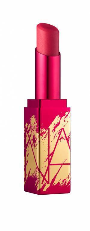 ナーズの人気アイシャドウやリップバームが、新年を祝う艶やかな赤の限定パッケージで登場