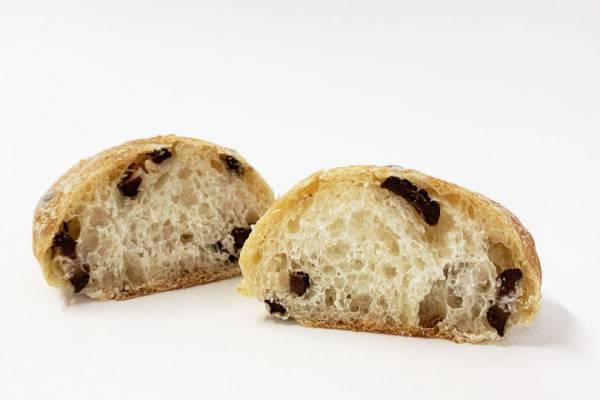 冷凍だと侮るなかれ! もちもちふかふかなエディアールの冷凍パン【今週のパン：Vol.19】