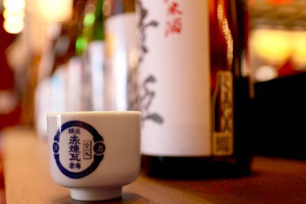 横浜赤レンガ倉庫で日本各地のご当地鍋や日本酒が楽しめる「鍋小屋」が今年も開催