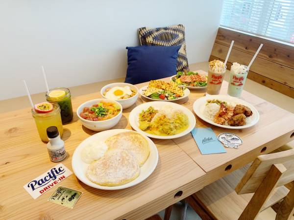 【OL食事情at 12:00PM】都内初上陸、七里ヶ浜の人気ハワイアンカフェ「パシフィックドライブイン」