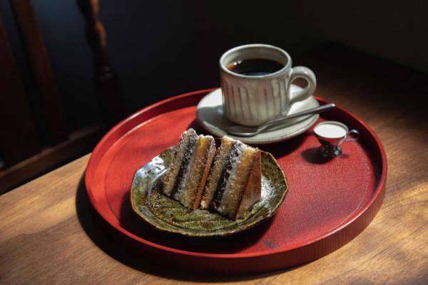 週末喫茶部、国分寺「胡桃堂喫茶店」へ。季節の扉をひらく秋のお茶会【EDITOR'S BLOG】