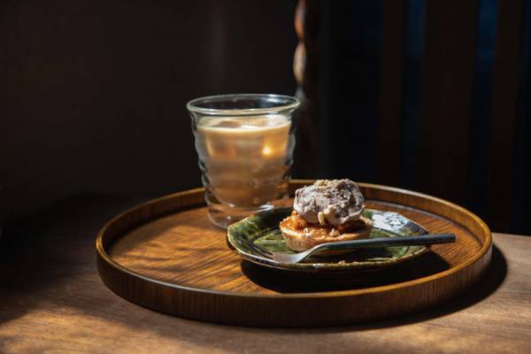 週末喫茶部、国分寺「胡桃堂喫茶店」へ。季節の扉をひらく秋のお茶会【EDITOR'S BLOG】