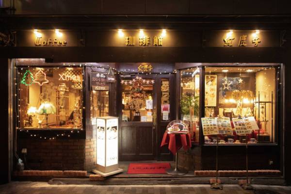 週末喫茶部、日比谷「紅鹿舎」へ。冬夜のホットチョコレート【EDITOR'S BLOG】