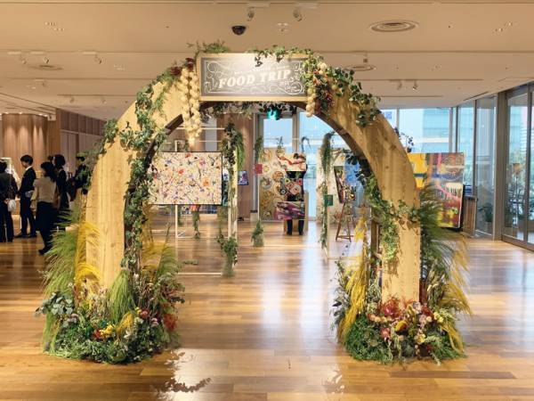 銀座三越で「速水もこみち 料理の世界展」開催! キッチンアイテムの販売や、速水もこみち監修のメニューも提供