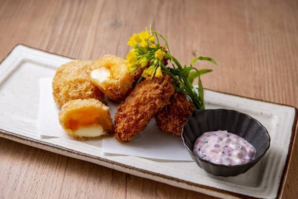 “北海道地チーズ”を使ったとろとろ白子グラタンやピザ。表参道ヒルズの期間限定メニュー