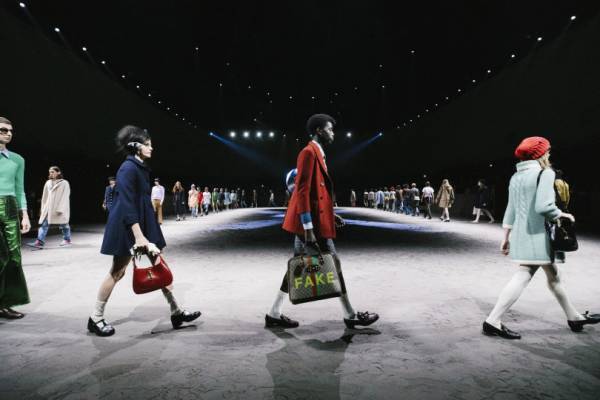 【ルック】グッチ2020-21秋冬メンズコレクション