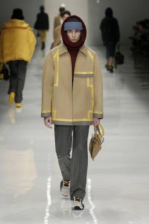 【ルック】フェンディ2020-21秋冬メンズコレクション、アンリアレイジとのコラボアイテムも