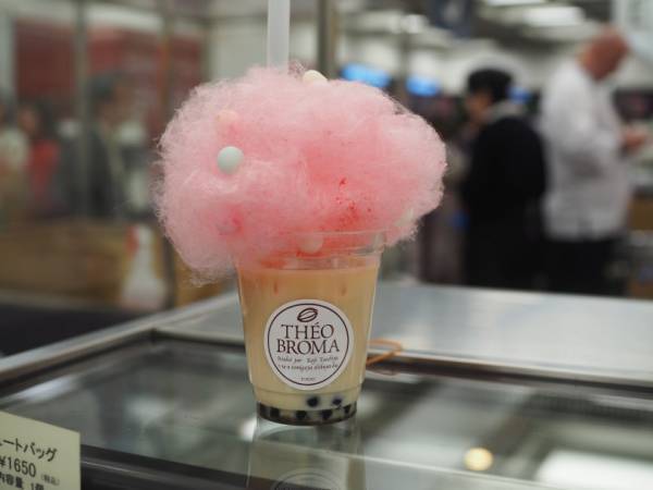 ユニクロ×イネス・ド・ラ・フレサンジュ発売、シャネルの限定リップスティック登場、サロショが今年も開幕etc...週末何する? 【気になるTopics】