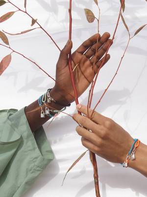 ルイ・ヴィトン、ヴァージル・アブローが手掛ける新作「シルバー・ロックイット」ブレスレットを発売