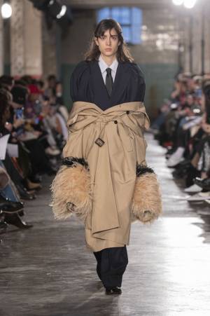 【ルック】トーガ2020-21秋冬コレクション