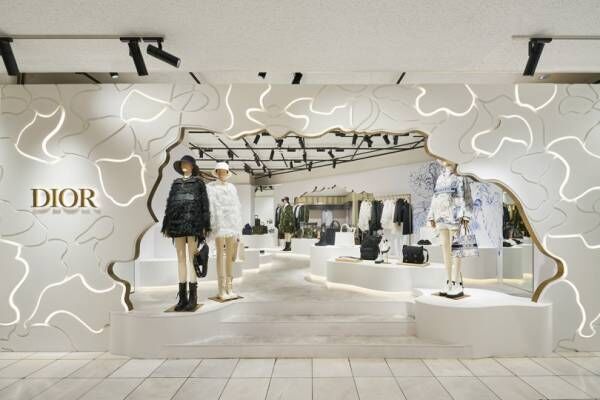 ディオールが新宿伊勢丹でポップアップを開催 限定 ブック トート や世界先行販売も 年2月19日 ウーマンエキサイト