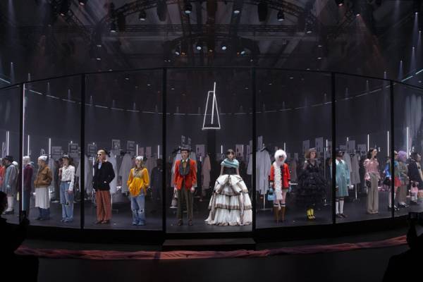 【ルック】グッチ2020-21秋冬ウィメンズコレクション