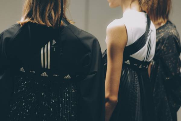 アディダス×HYKE、待望のコラボコレクションがついに5月27日発売! 先行販売情報も要チェック