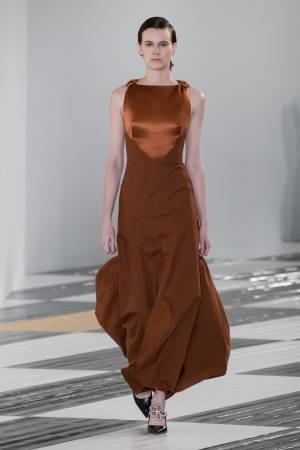 【ルック】ロエベ2020-21秋冬ウィメンズコレクション