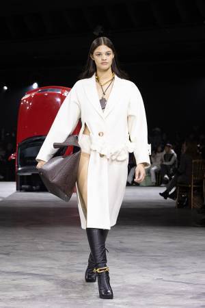 【ルック】オフ-ホワイト c/o ヴァージル アブロー™2020-21秋冬ウィメンズコレクション