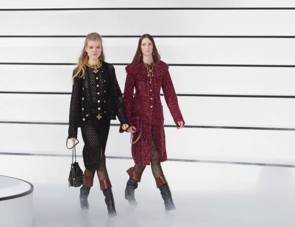 【ルック】シャネル2020-21秋冬プレタポルテコレクション