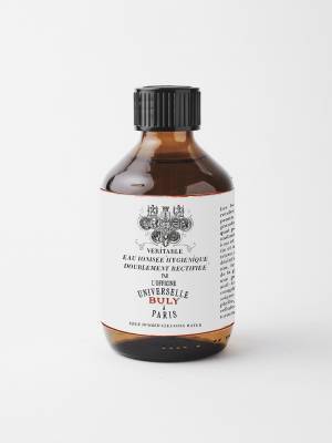 オフィシーヌ・ユニヴェルセル・ビュリーから、肌を優しく浄化するクレンジングウォーターが再登場