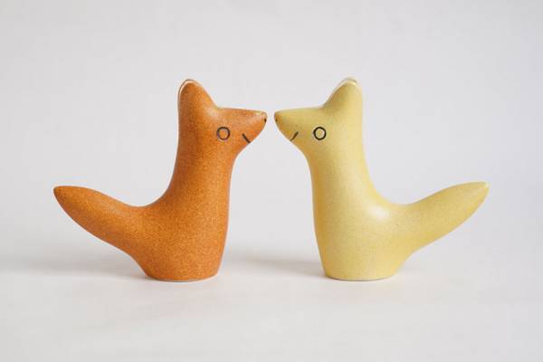鹿児島睦×スウェーデンKeramikstudion社による花器シリーズに“さる”と“りす”が仲間入り