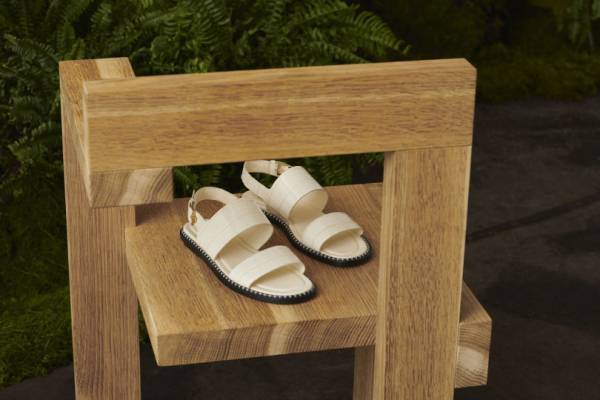 トッズ×Mame Kurogouchiのカプセルコレクション発売