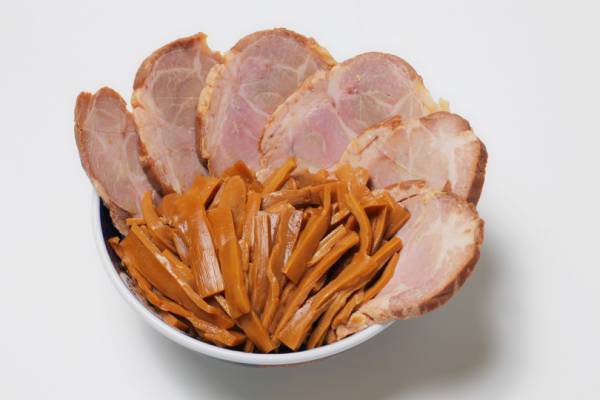 ラーメン凪の「すごい! 煮干ラーメン」がおうちで楽しめる! ラーメンセットをオンラインで発売