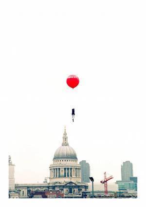 バンクシー本人をとらえた幻の作品集、全世界で限定20,000部発行の一部を日本でも販売決定!