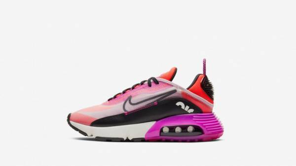 ナイキ エア マックス 2090、新色登場。近未来を感じさせるレトロフューチャーなアートから着想
