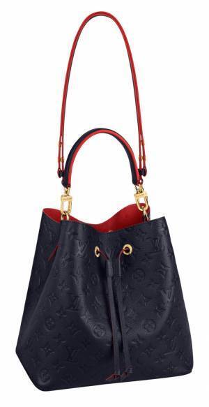 母の日に贈りたい、ルイ・ヴィトンのアイテム。日々の装いに華を添えるバッグやウォレット