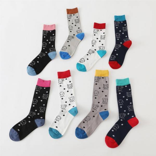 靴下屋×OSAMU GOODS、コラボソックスを発売! “オトナポップ”な限定コレクション