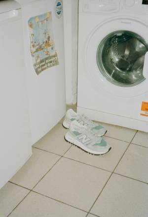 ニューバランスの最新作! 即日完売した「New Balance 1300JP3」を再解釈、オンライン限定で販売