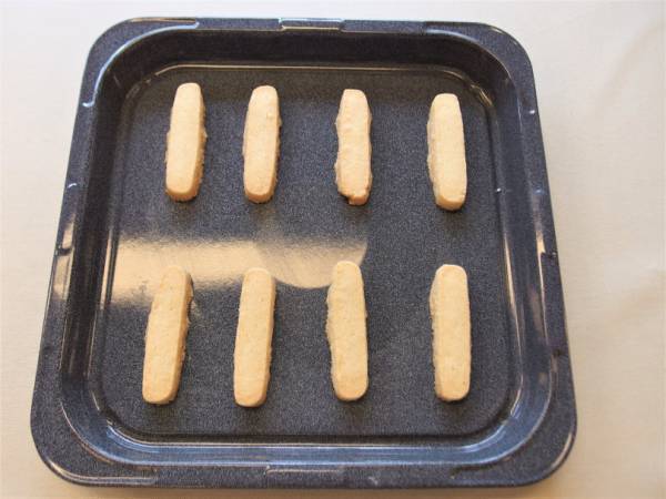 おうち居酒屋のレパートリー、甘くないクッキー「チーズサブレ」を作ろう【今宵の家飲みレシピ PART.4】