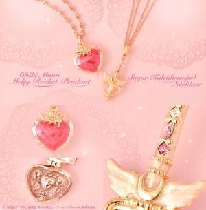 Q-pot.×セーラームーンシリーズ、ドリームコラボ第6弾! ムーンカレイドスコープや変身コンパクトモチーフのアクセサリー