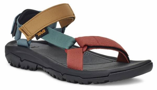 Tevaから、レトロなマルチカラーやアースカラーの2020年秋の新作サンダルが登場