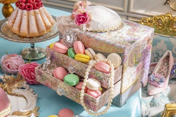 王妃のスイーツをお好きなだけ! ヒルトン東京の新デザートフェア「マリー・アントワネット スイーツ・オートクチュール 」