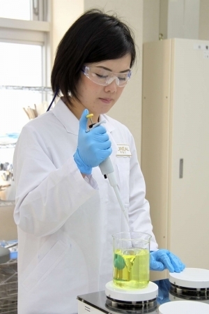 ラ ロッシュ ポゼの薬用保湿化粧水がリニューアル。プレゼントキャンペーンも