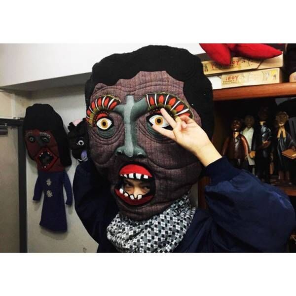 ファッションブランド「メゾンエウレカ」とアーティストの佐々木亮平が、伊勢丹メンズでコラボ企画展を開催中