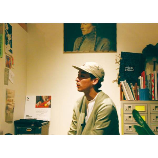 ファッションブランド「メゾンエウレカ」とアーティストの佐々木亮平が、伊勢丹メンズでコラボ企画展を開催中